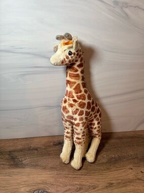 Steiff Bendy Giraffe Plush 16.5” Yellow Tag